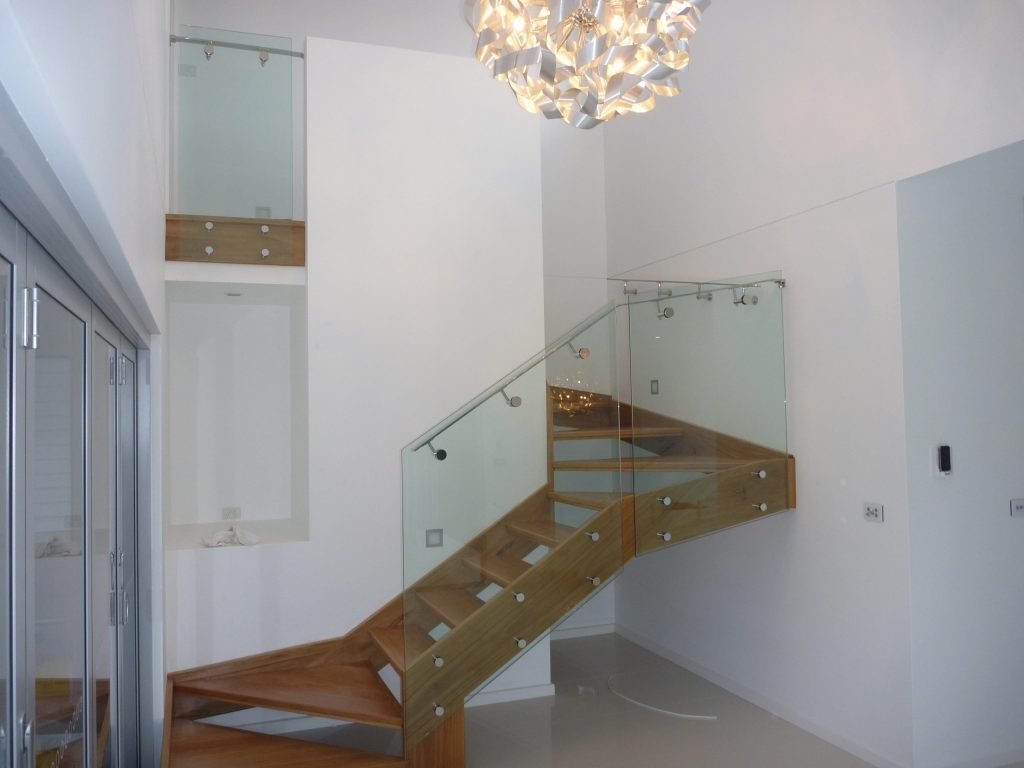 glaziers near me, glass balustrades -1