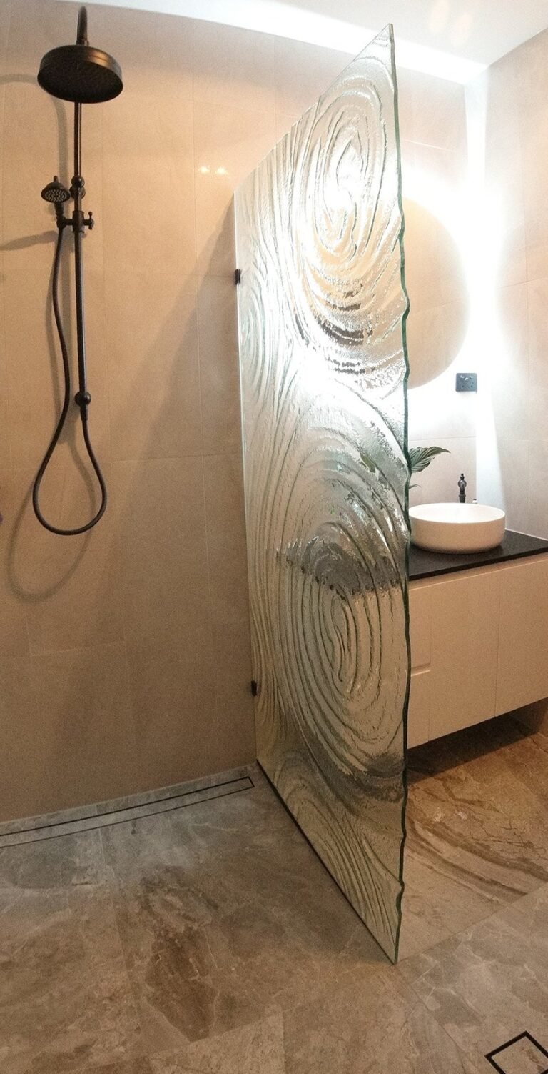 Harbour-Glass-Custom-Slumped-Shower-Blade-2