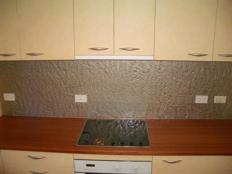 Howard-Cooktop-2